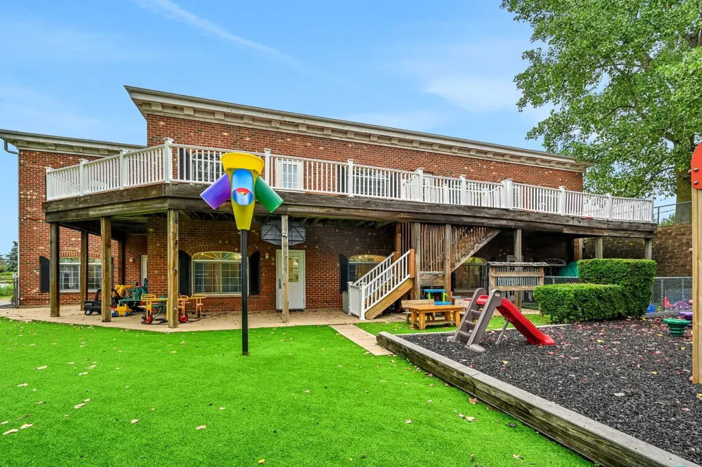 Turf play yard behind The Learning Tree Center Lake Zurich
